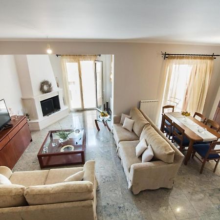 La Strada City House Lägenhet Lefkáda Exteriör bild
